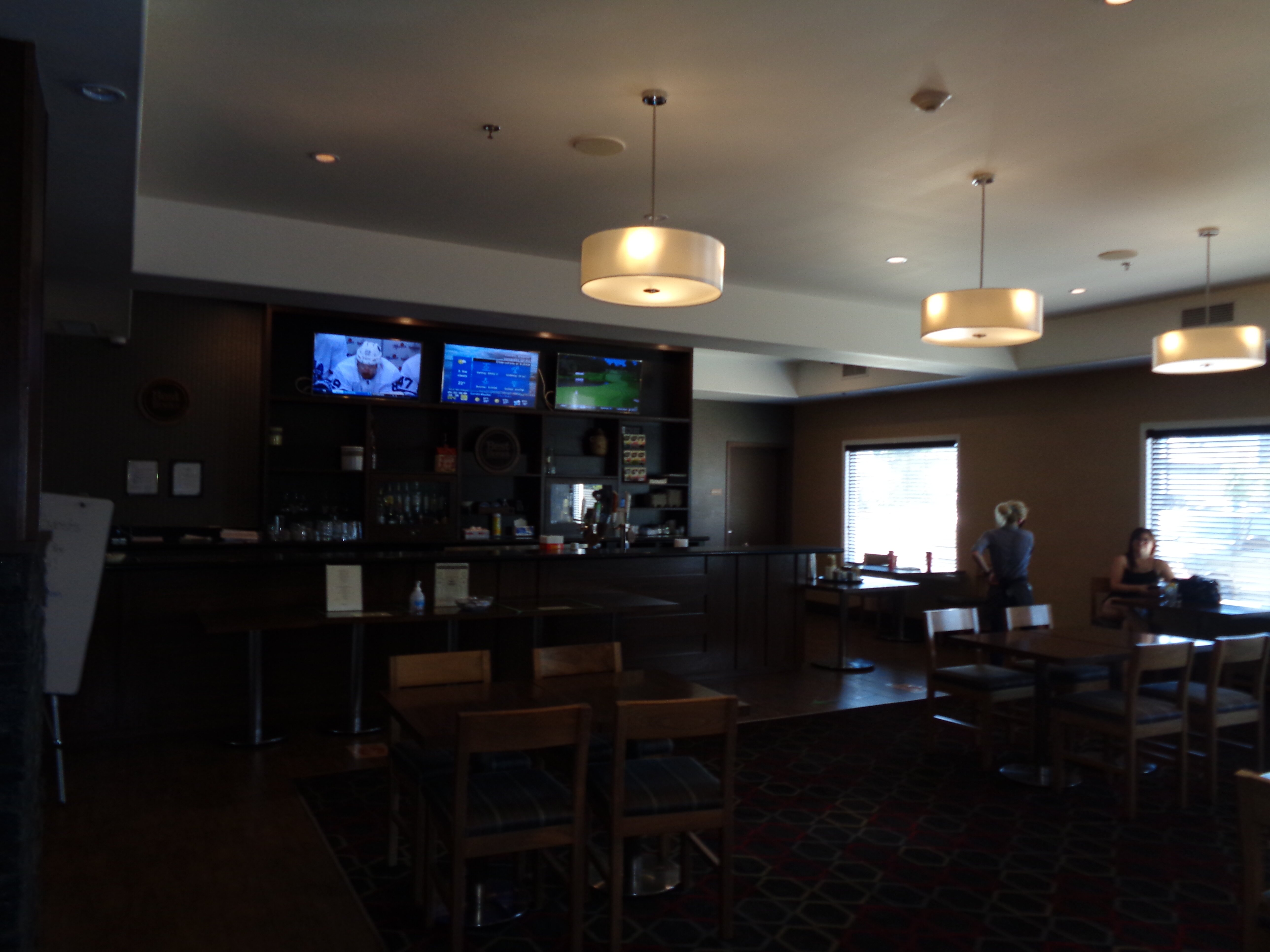 Four Points by Sheraton Regina-餐饮