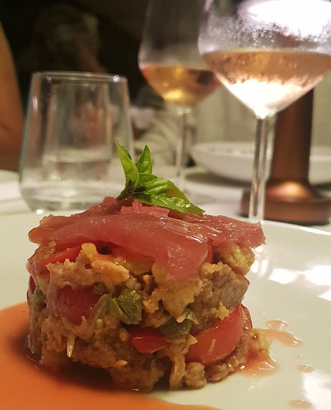 Furnirussi Tenuta主图