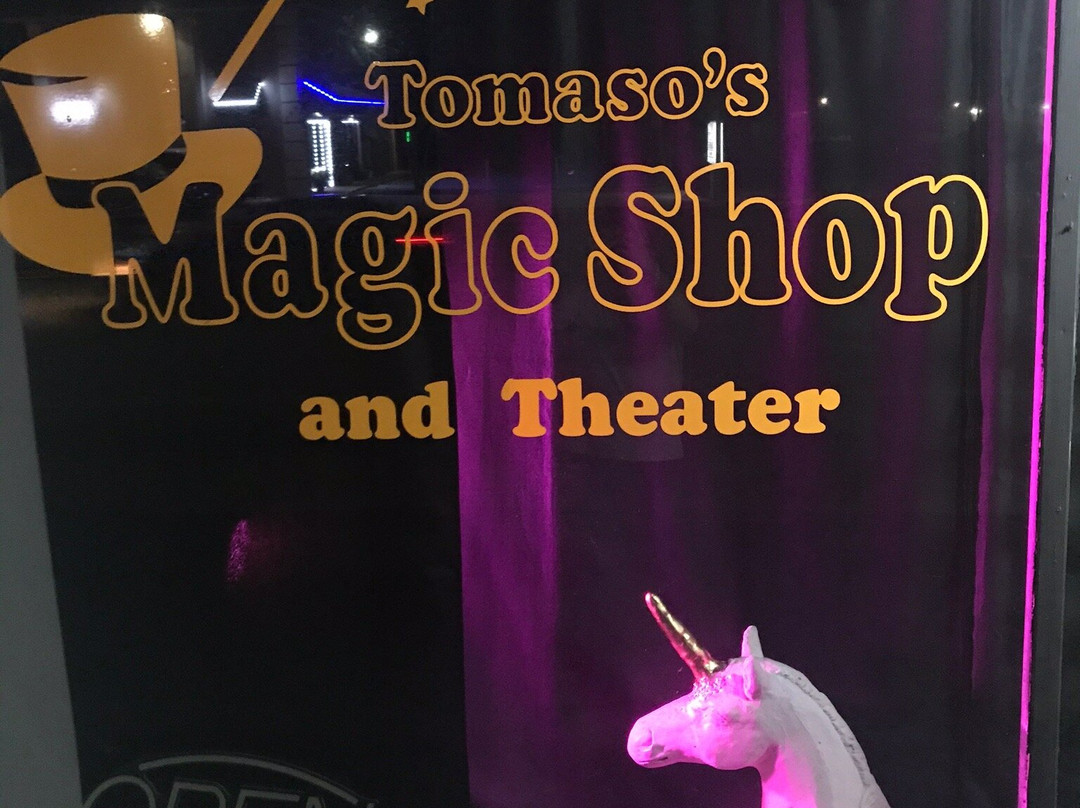 Tomaso's Magic Tricks and Treasures-Lantana必去景点