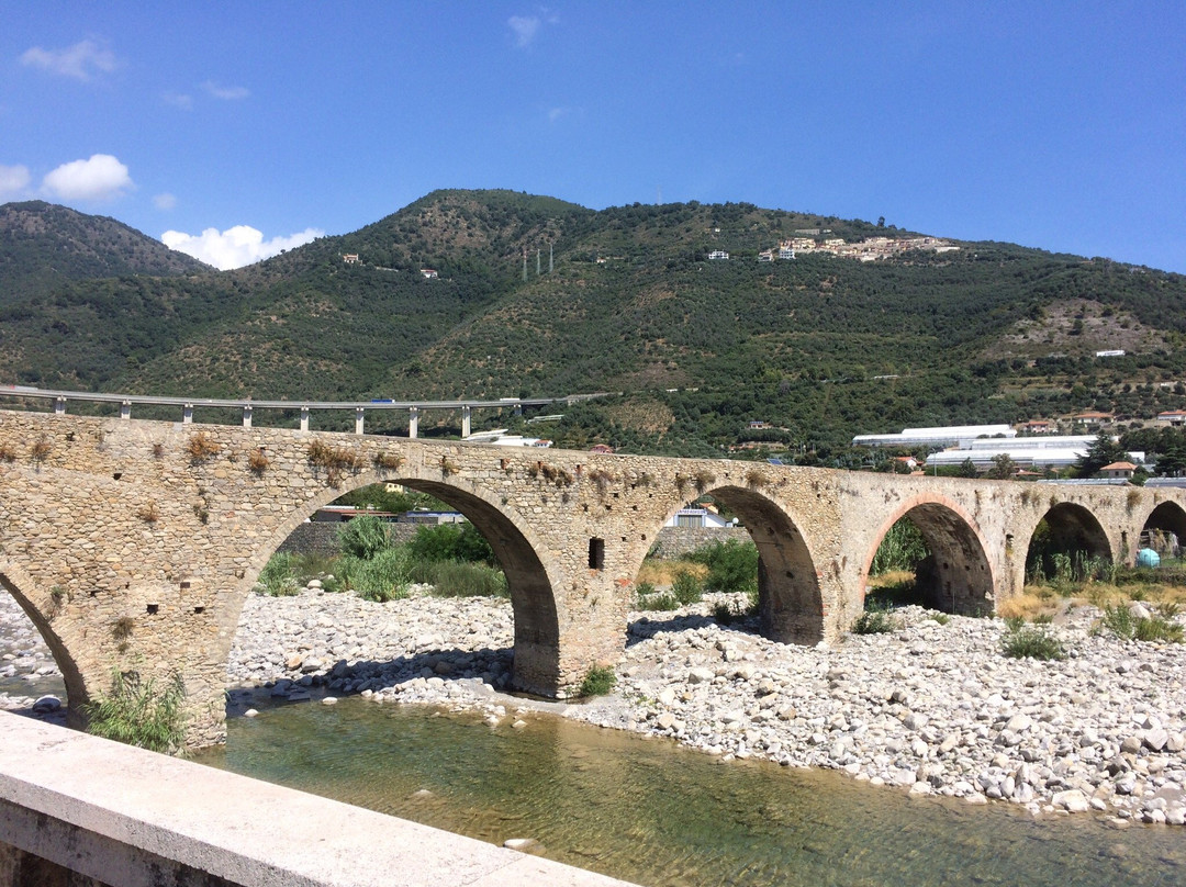 Ponte Antico-Taggia必去景点