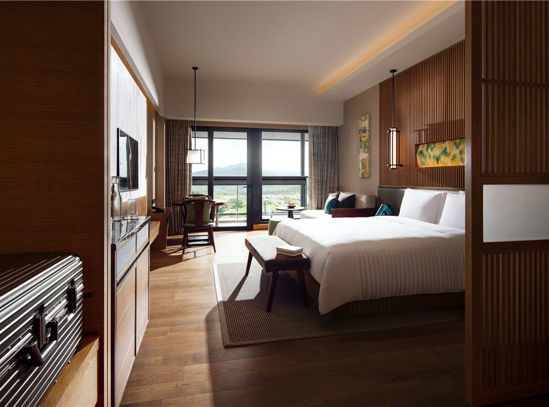 清远芊丽酒店主图