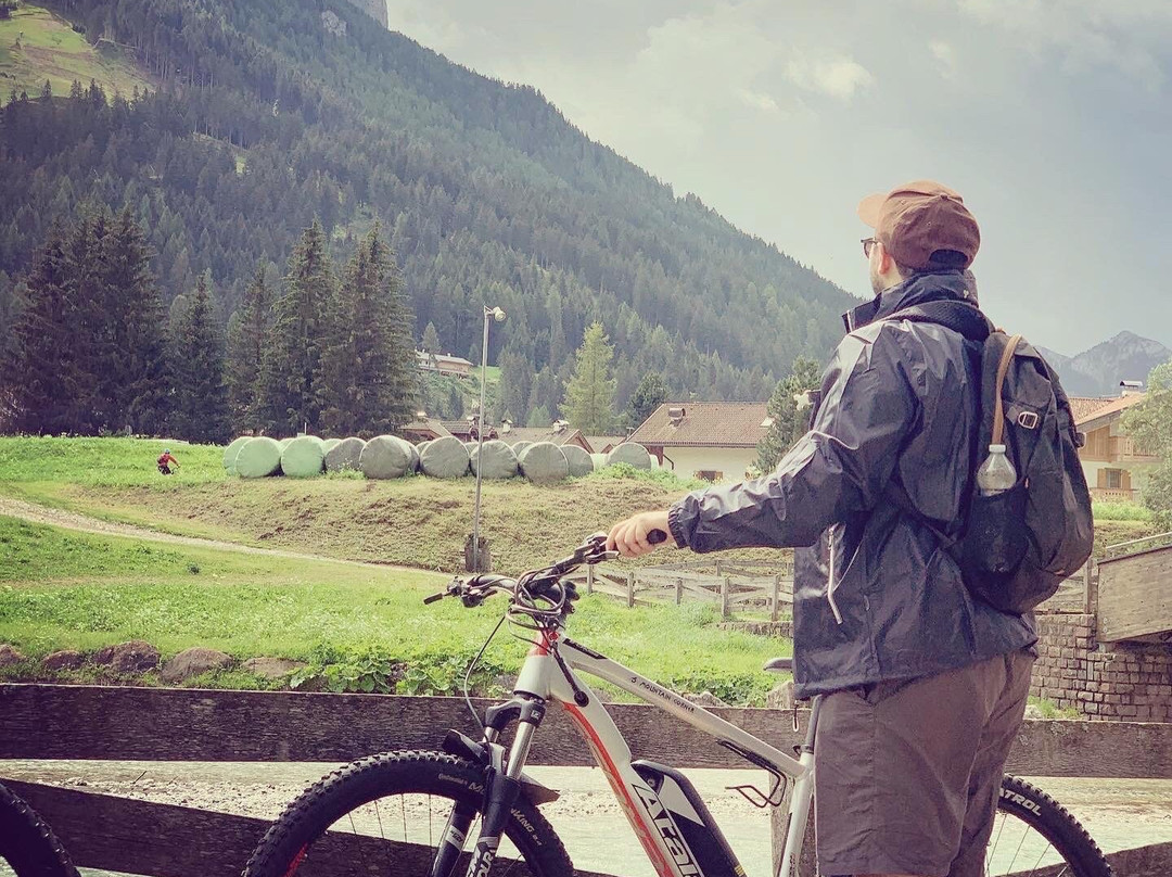 Pista Ciclabile delle Dolomiti-Molina di Fiemme必去景点