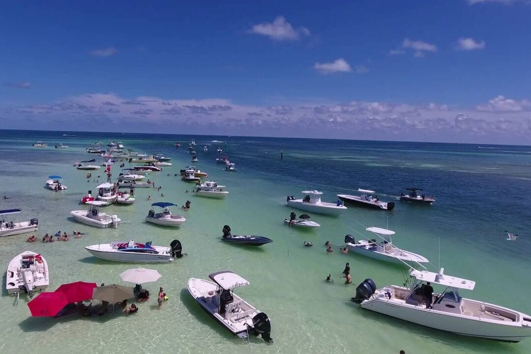 Sandy Bottom Charters-伊斯拉摩拉达必去景点