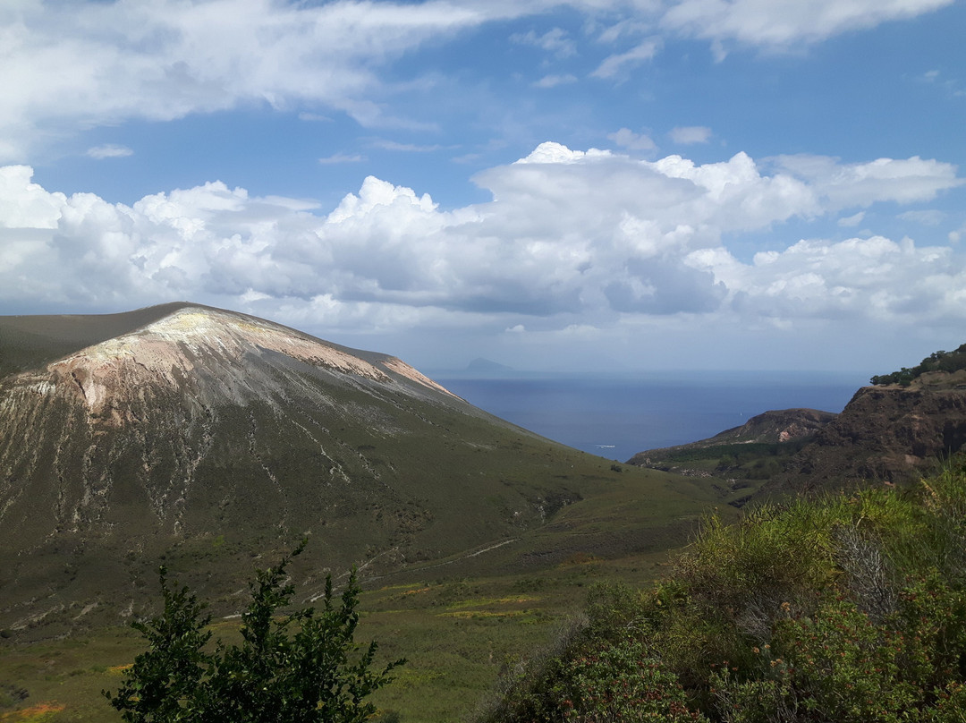 Taxi Vulcano Santi Tour-Isola Vulcano必去景点