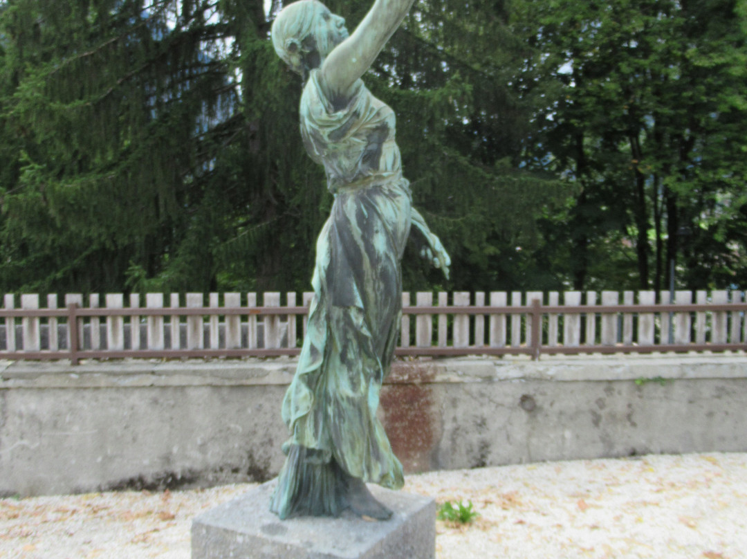 Monument communal-Ugine必去景点