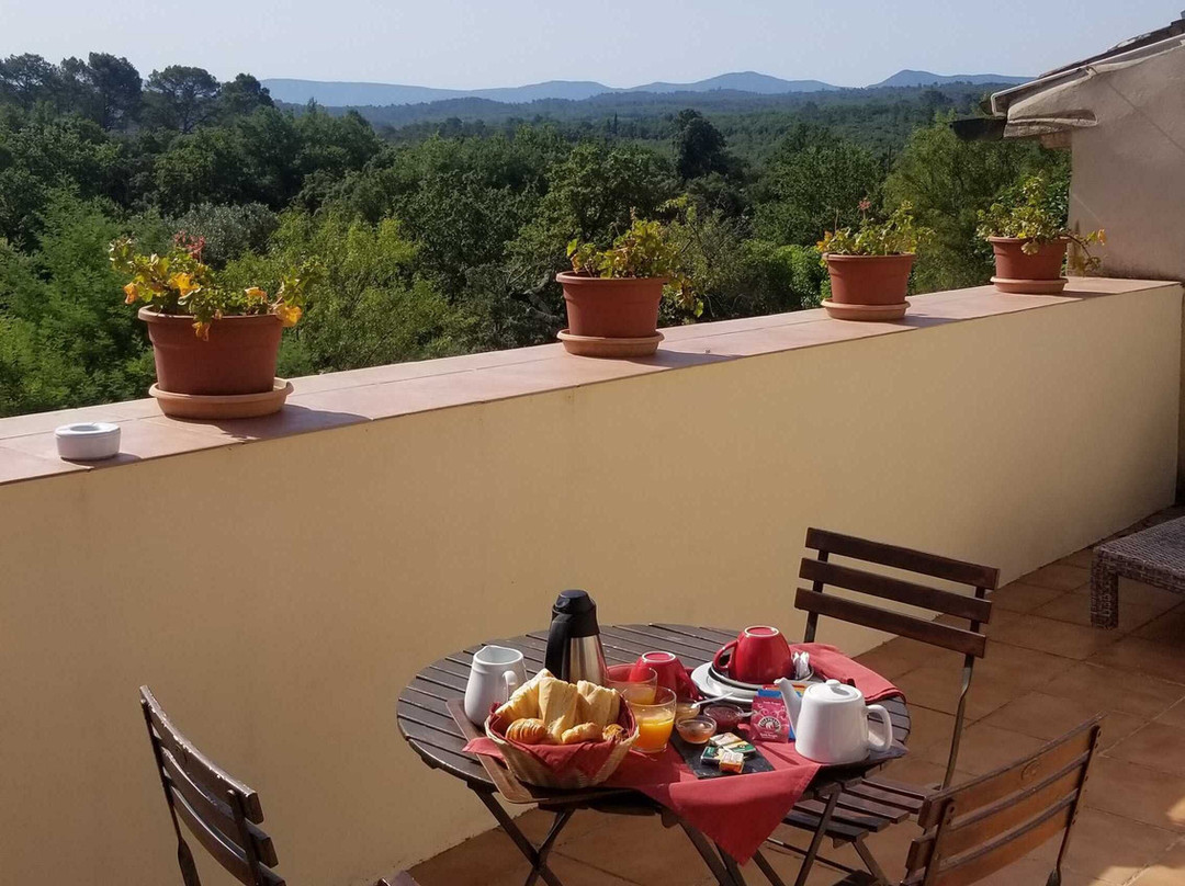 Hôtel Domaine du Lac主图