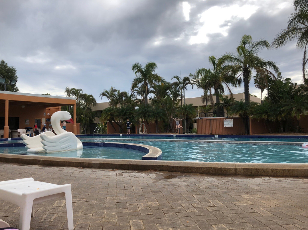 卡尔巴里棕榈海滩酒店主图