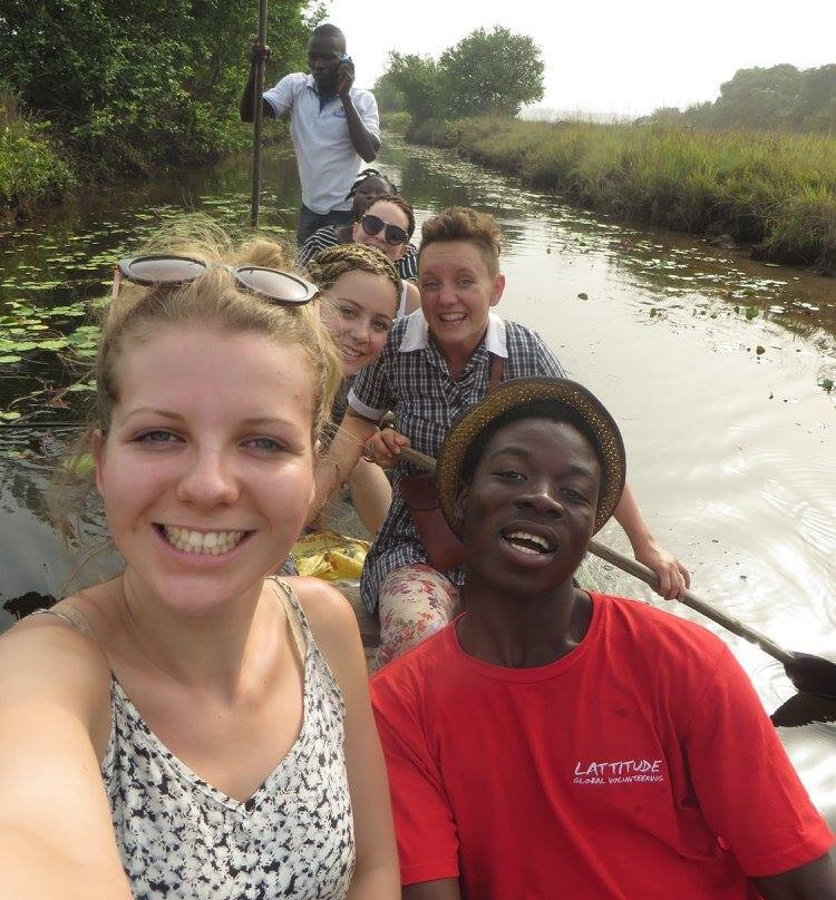 Experience Nzulezu! Village built on water and running on car batteries-Axim必去景点