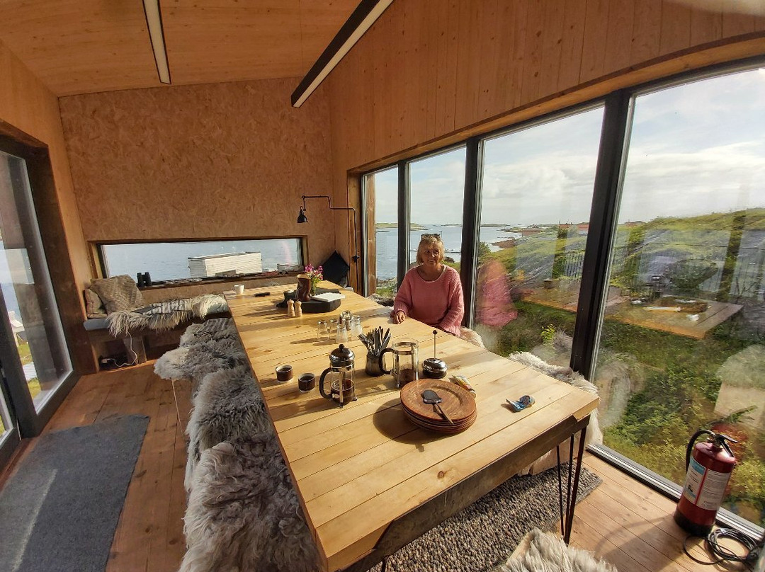 The Arctic Hideaway主图