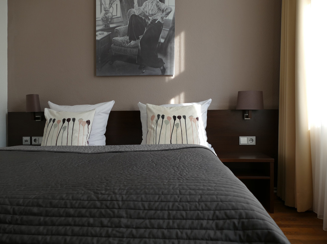 斯蒂普你的啤酒屋酒店主图