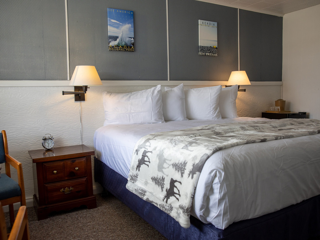 Isleview Motel and Cottages主图