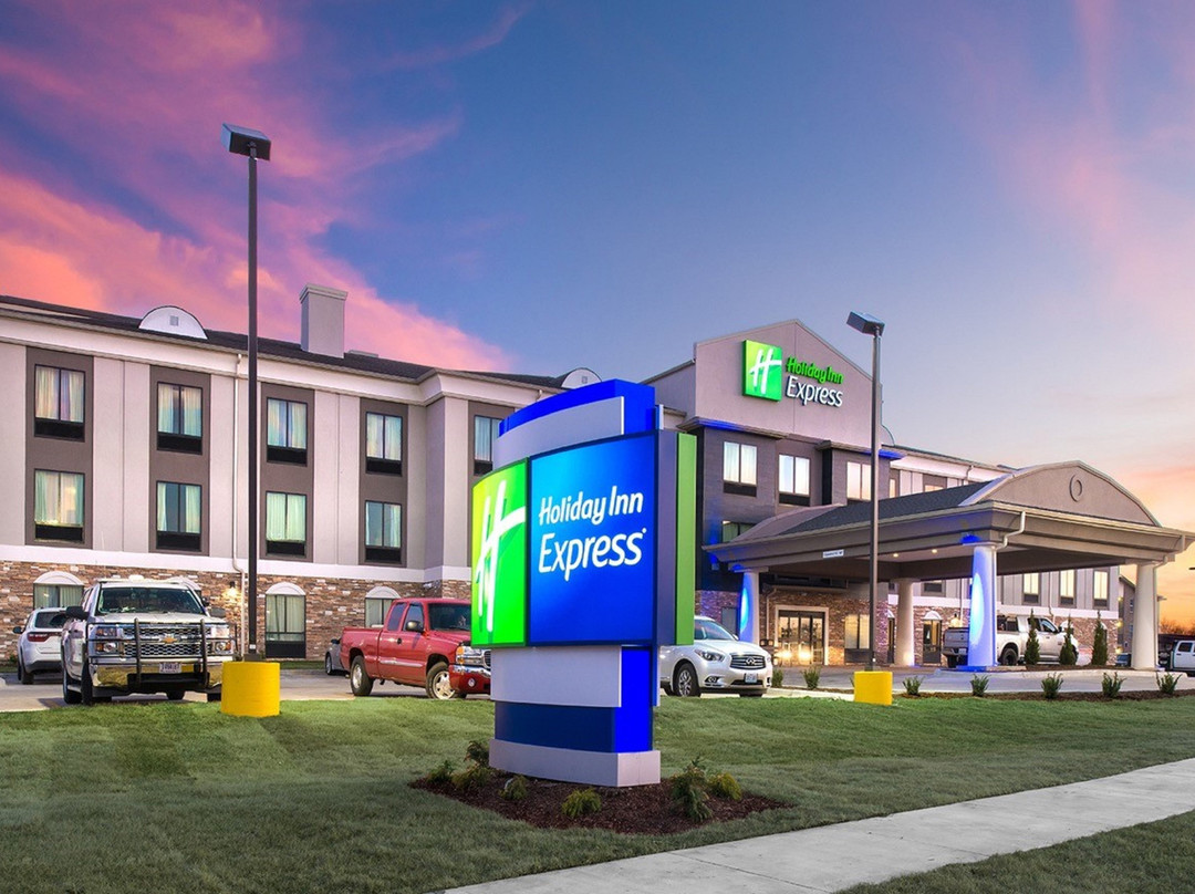 Holiday Inn Express Hutchinson By IHG主图