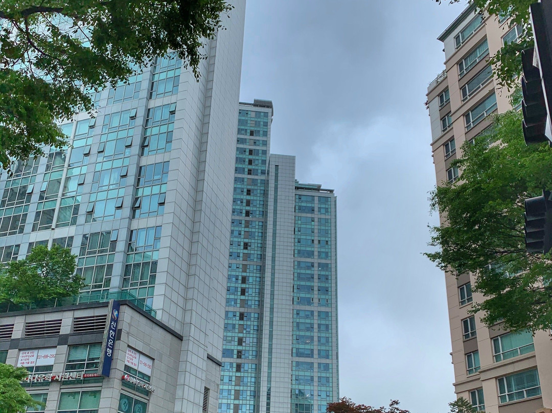 Jeongja-dong Cafe Street-城南市必去景点