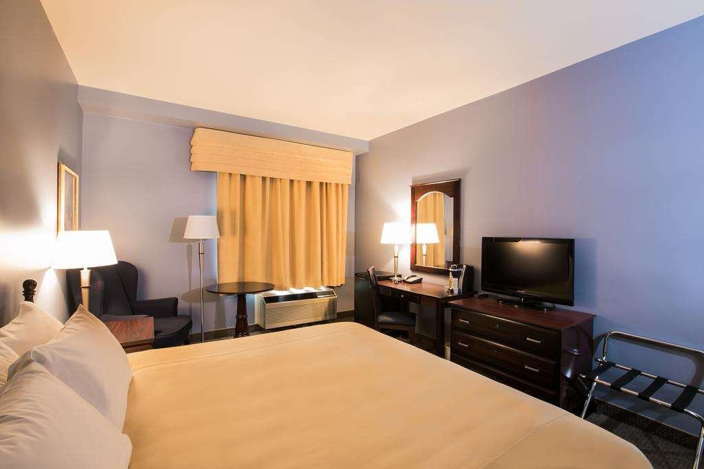 亨利四世里普特酒店主图