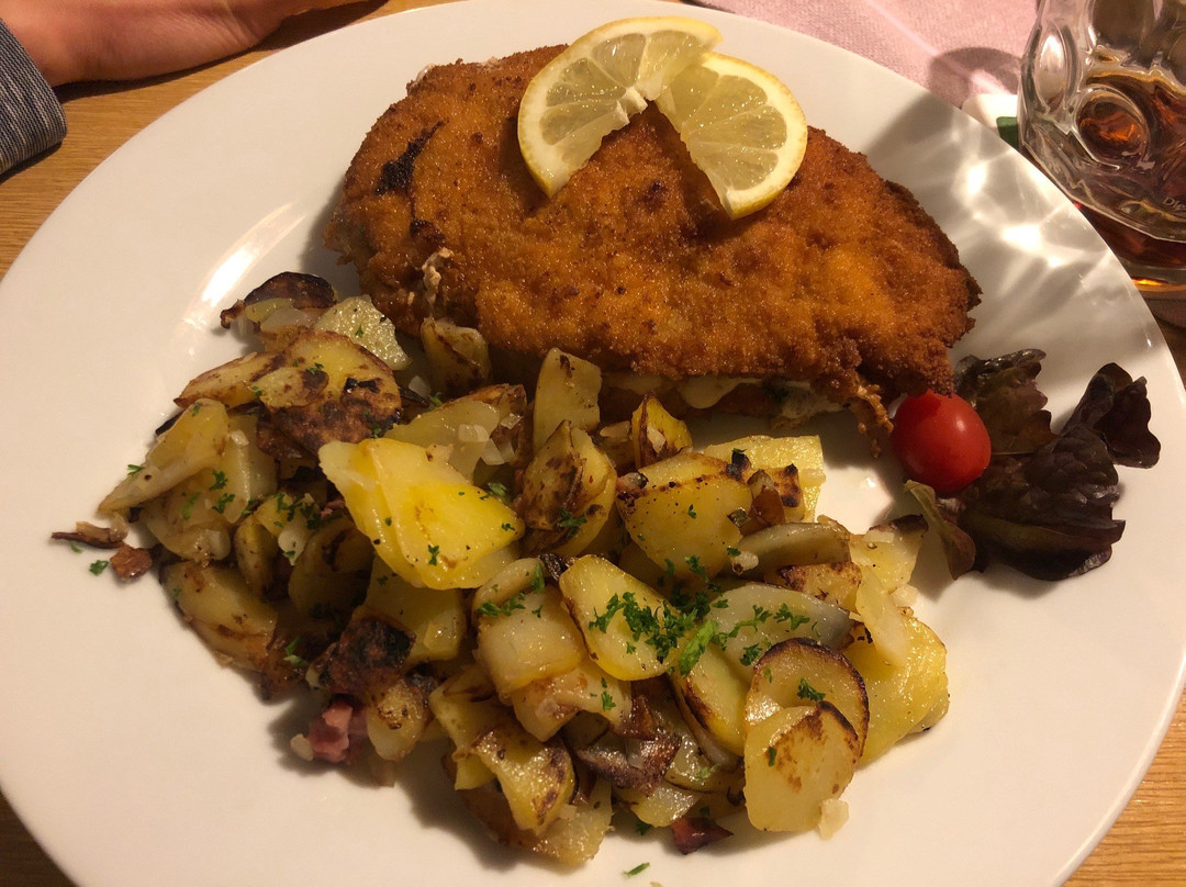 Neu-Anspach餐馆和美食-Gasthaus Zur Linde