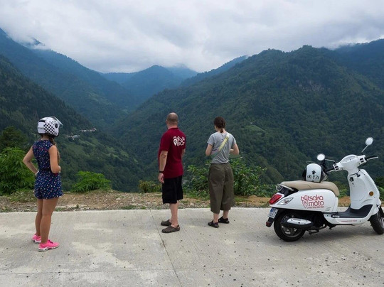 Tsitsaka moto-巴统必去景点