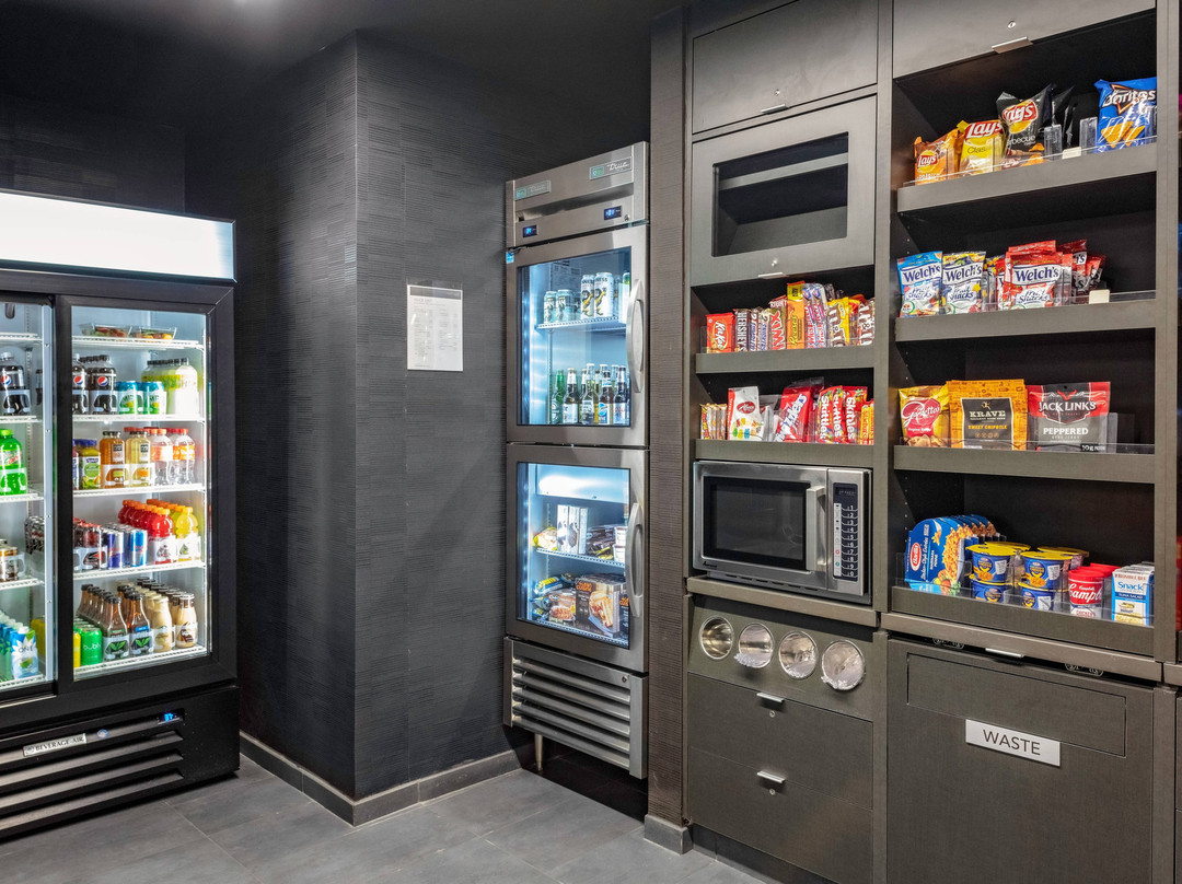 Courtyard by Marriott East Lansing Okemos主图