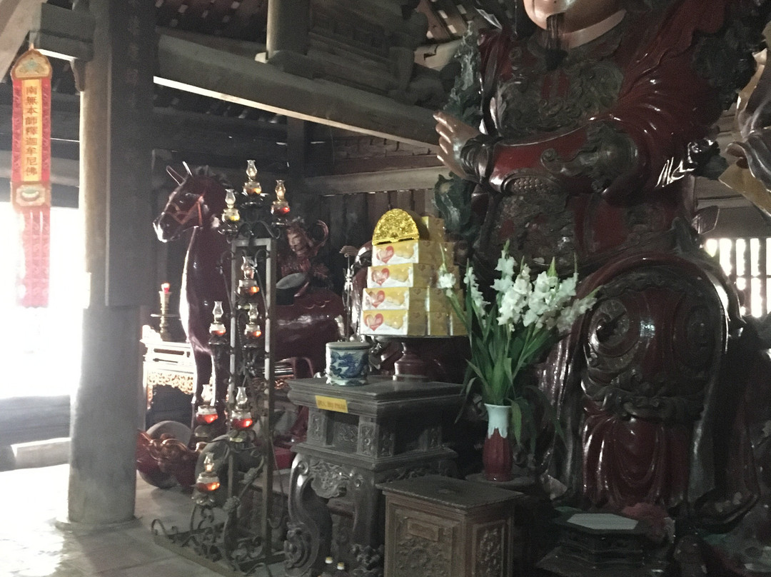 Thay Temple-河内必去景点