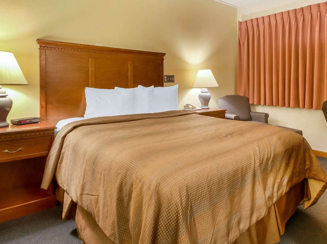 Comfort Inn & Suites Beaver Dam主图