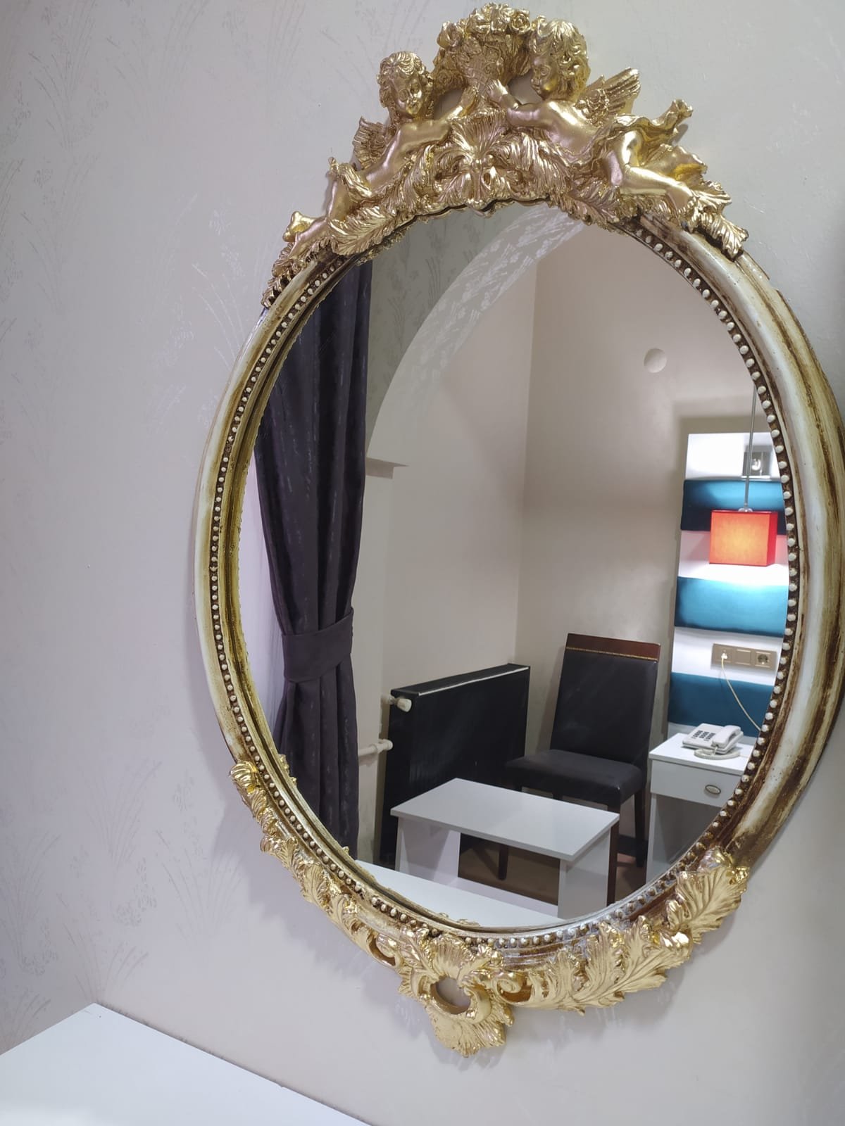 Athena Life Otel-portrait