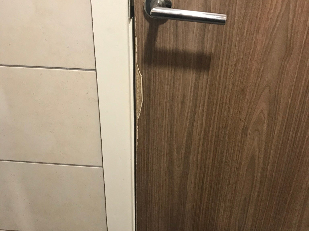 Glass Restrooms-Sulphur Springs必去景点