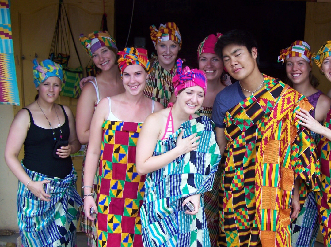 Adanmowase Ecotourism - Kente Cloths-库马西必去景点