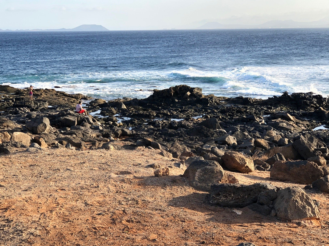 Parroquia de Nuestra Senora Del Carmen-布兰卡滩必去景点