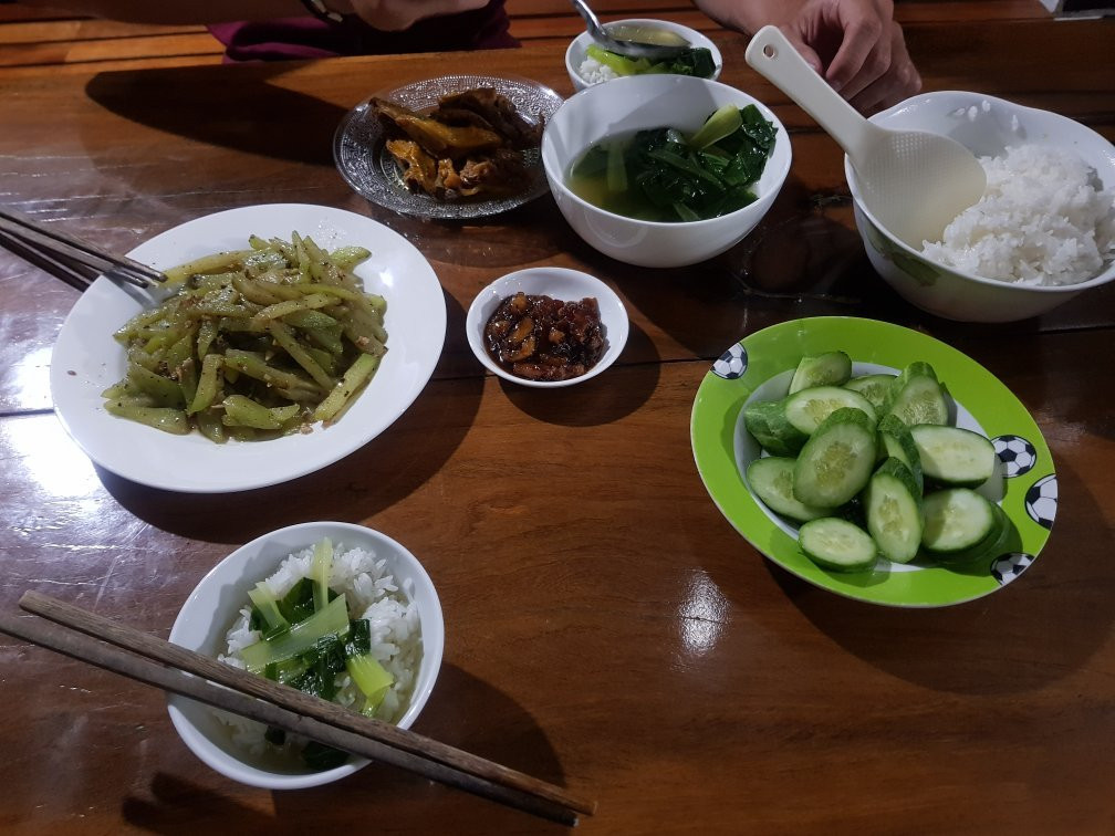 Adventure Trek Logde主图