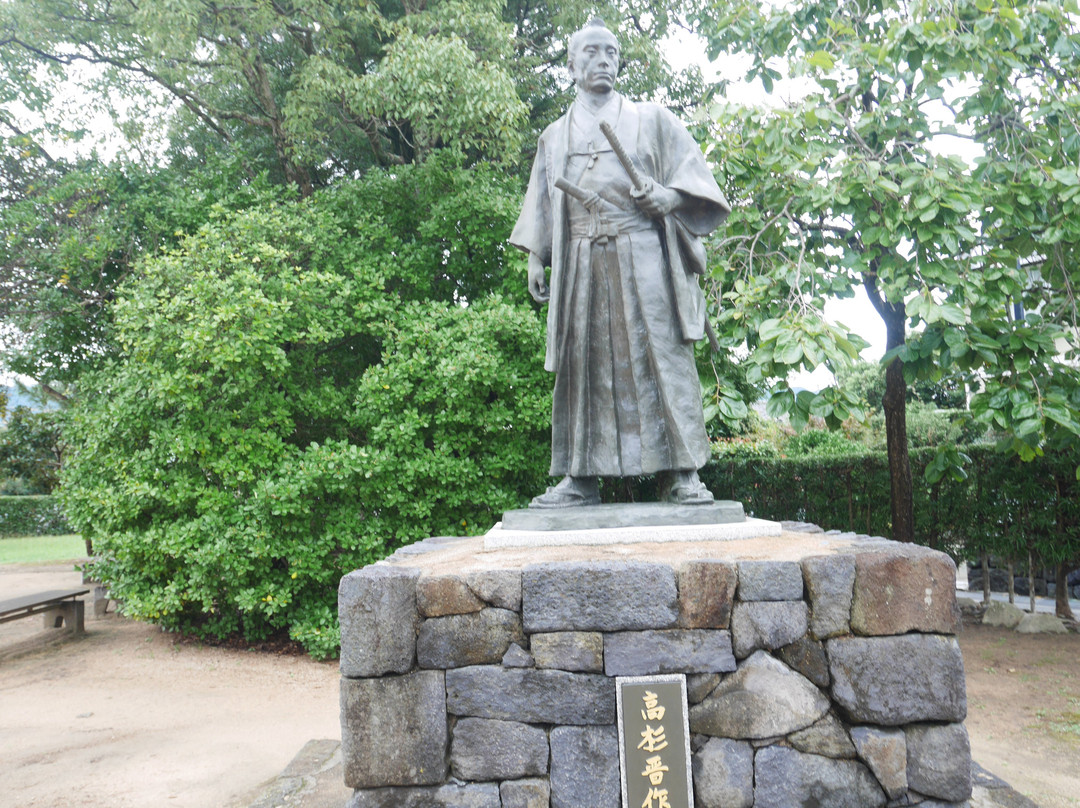 Takasugi Shinsaku Statnding Statue-萩市必去景点