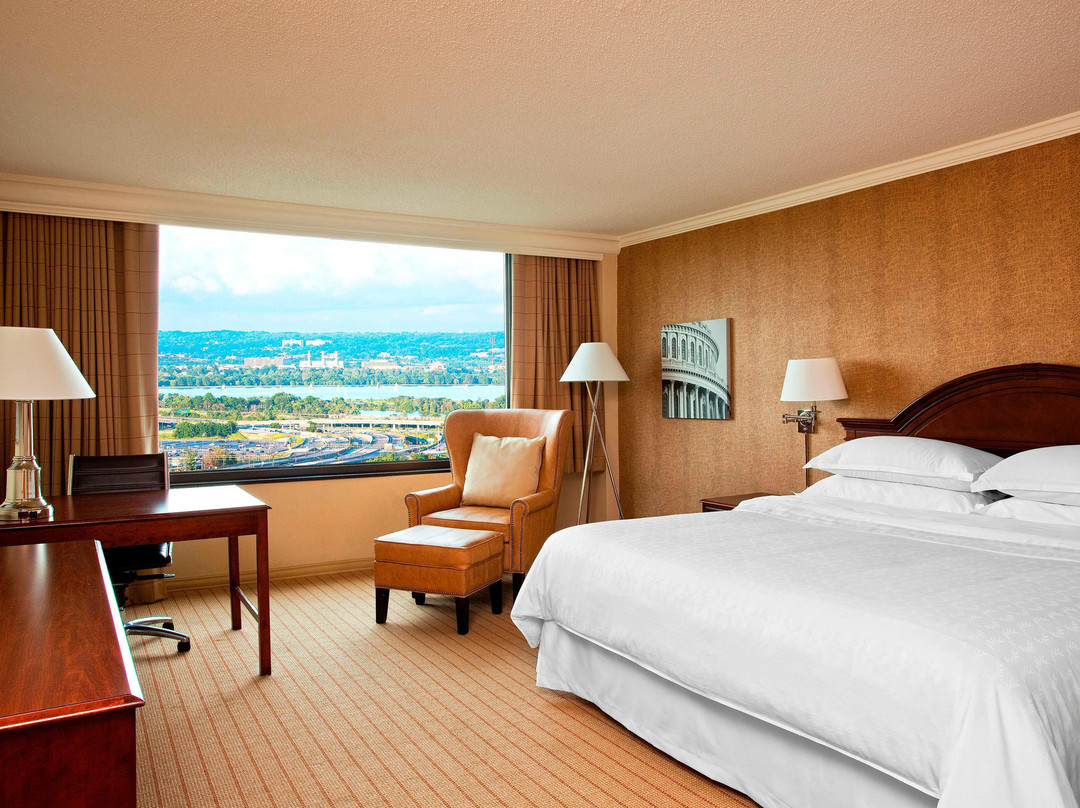 五角大楼城喜来登酒店主图