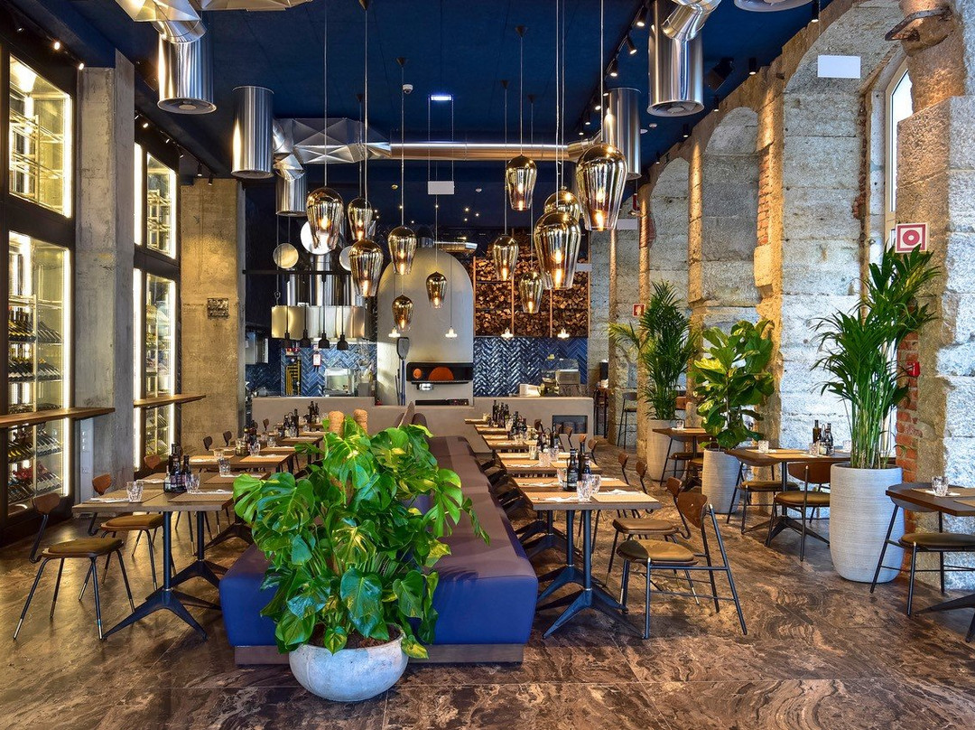 La Squadra Restaurant
