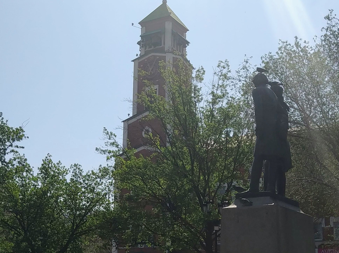 Monument to Pushkin and Dal-Orenburg必去景点