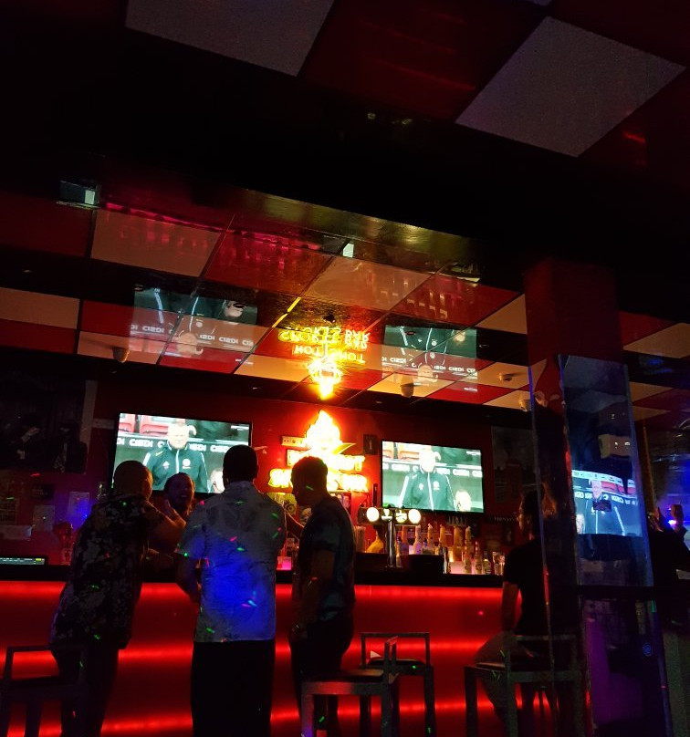 Hot Shot Sports Bar景点图片