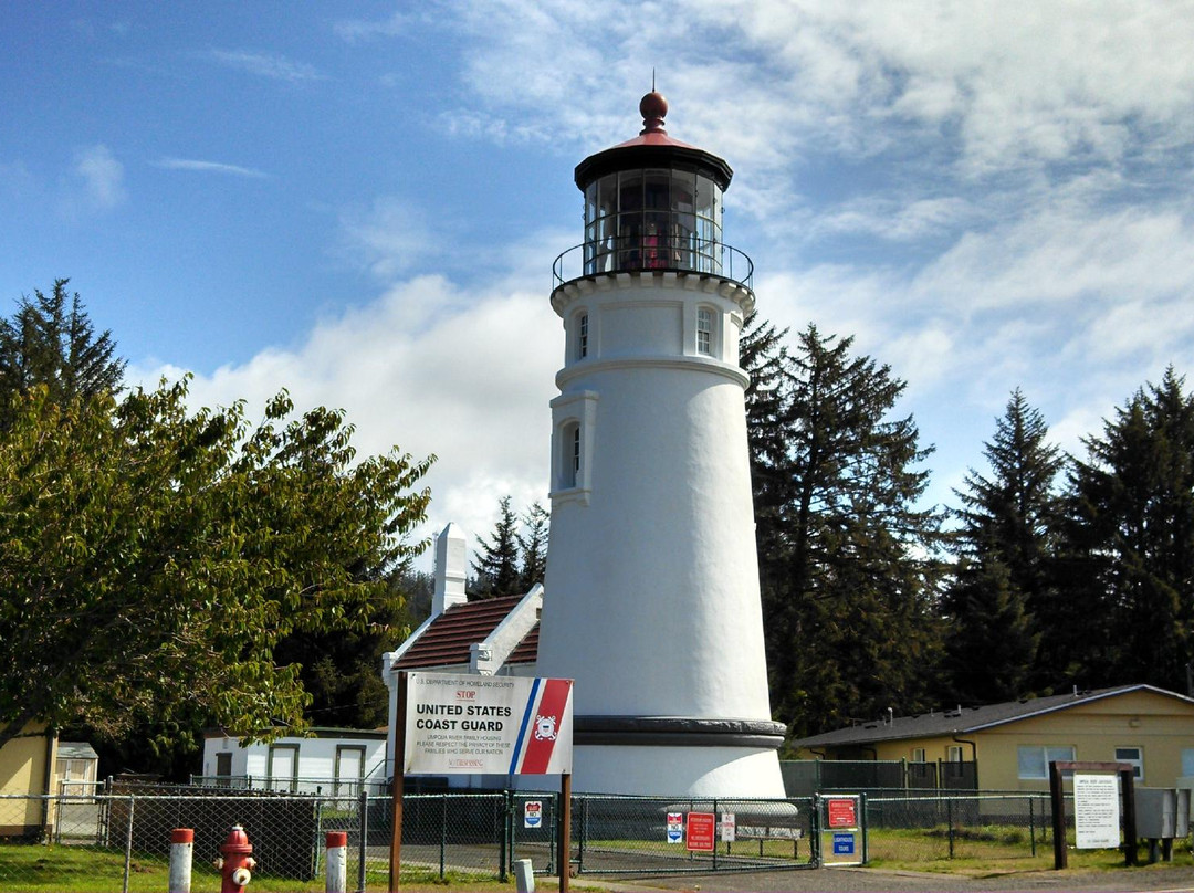Umpqua River Lighthouse, Museum,and Gift shop景点图片
