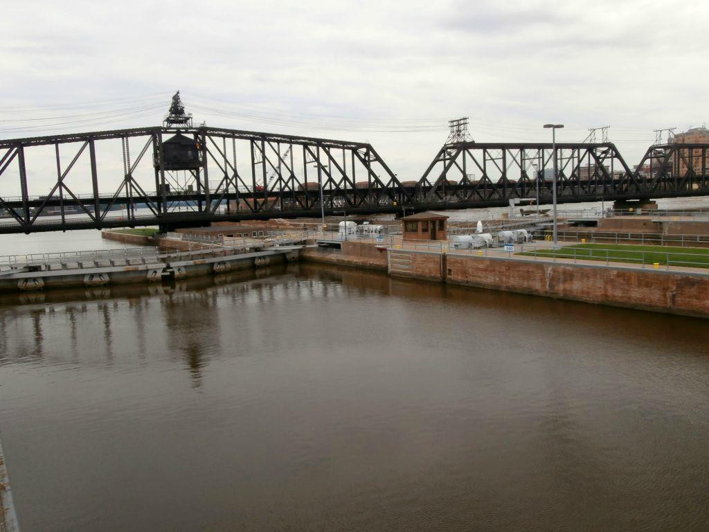 Mississippi River Visitors Center景点图片