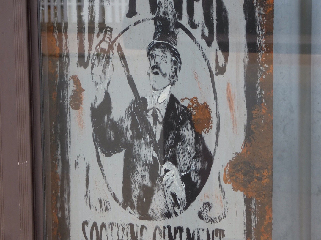 Sargent's Pharmacy-York必去景点