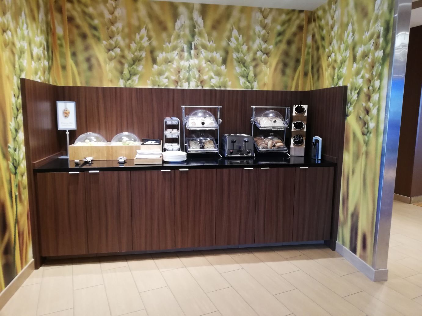 凡镇-坎顿地区万枫酒店及套房-餐饮