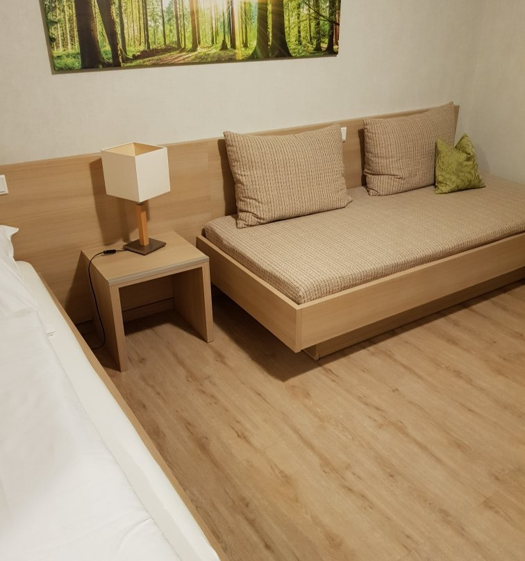 豪斯沃德施餐厅酒店主图