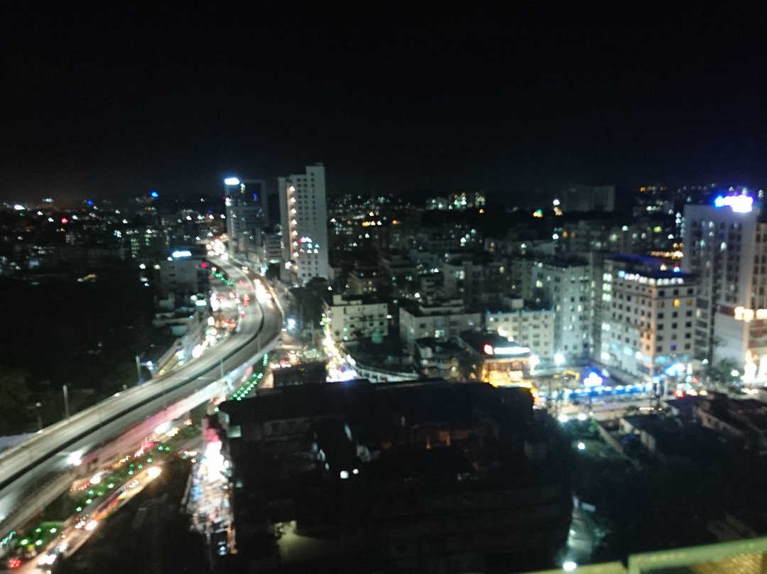 The Peninsula Chittagong主图