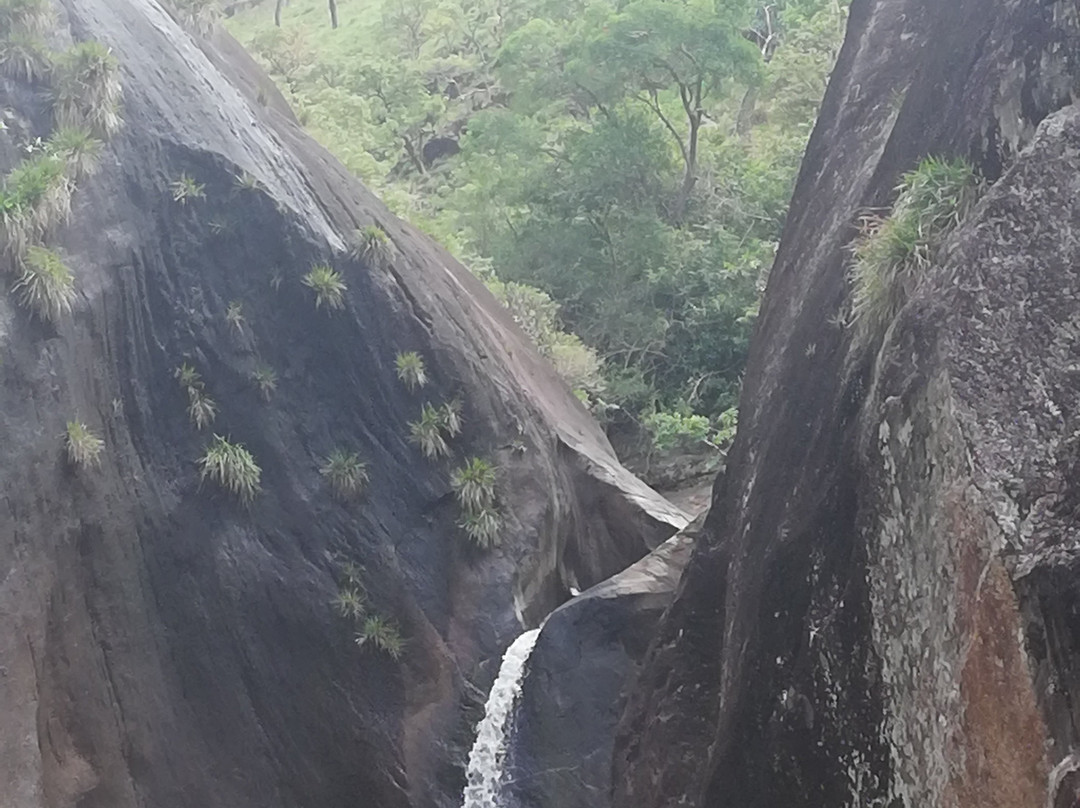 Pahanthudawa Waterfall-Belihuloya必去景点