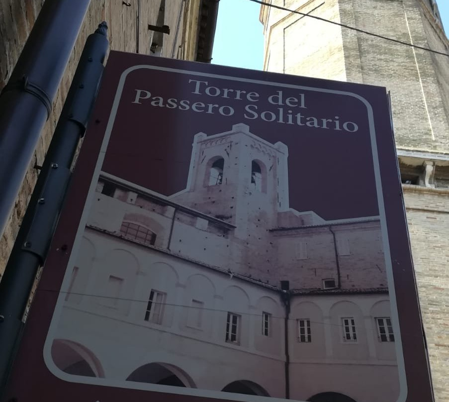 La Torre del Passero Solitario景点图片