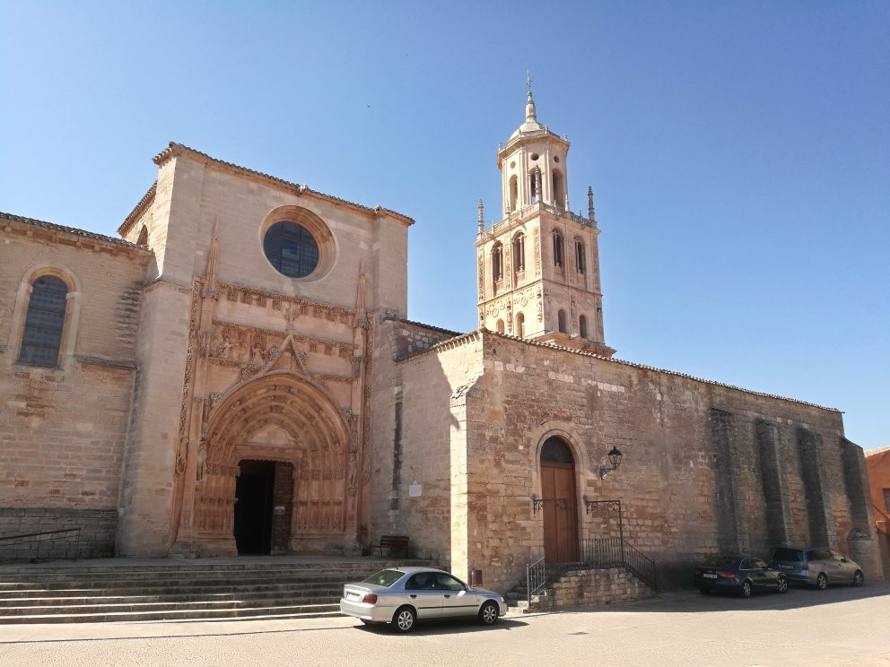 Real Colegiata Santa Maria del Campo-Santa Maria del Campo必去景点