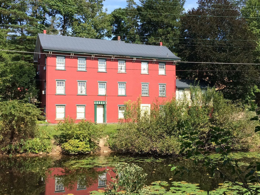 Canal Side Guest House