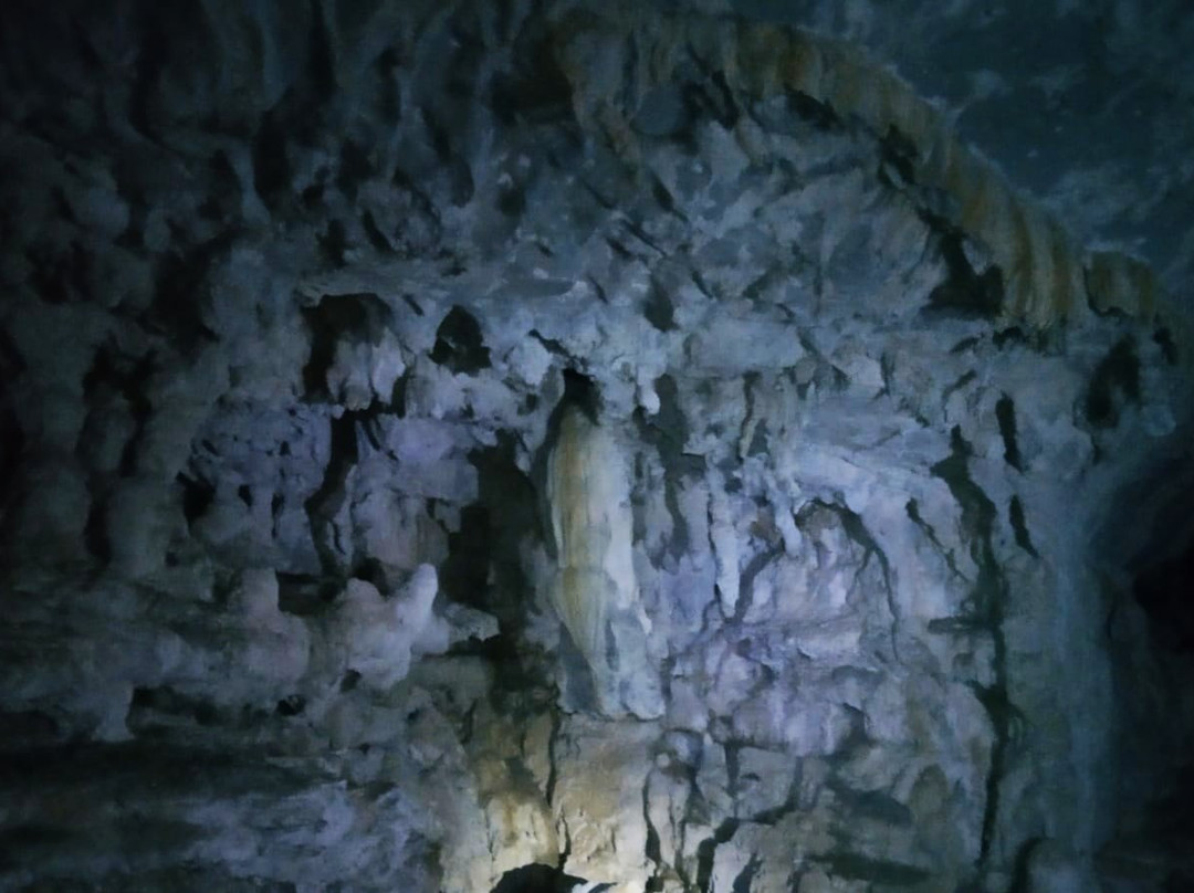 Cueva Huerta景点图片