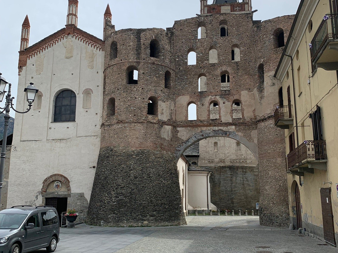 Porta Savoia-Susa必去景点