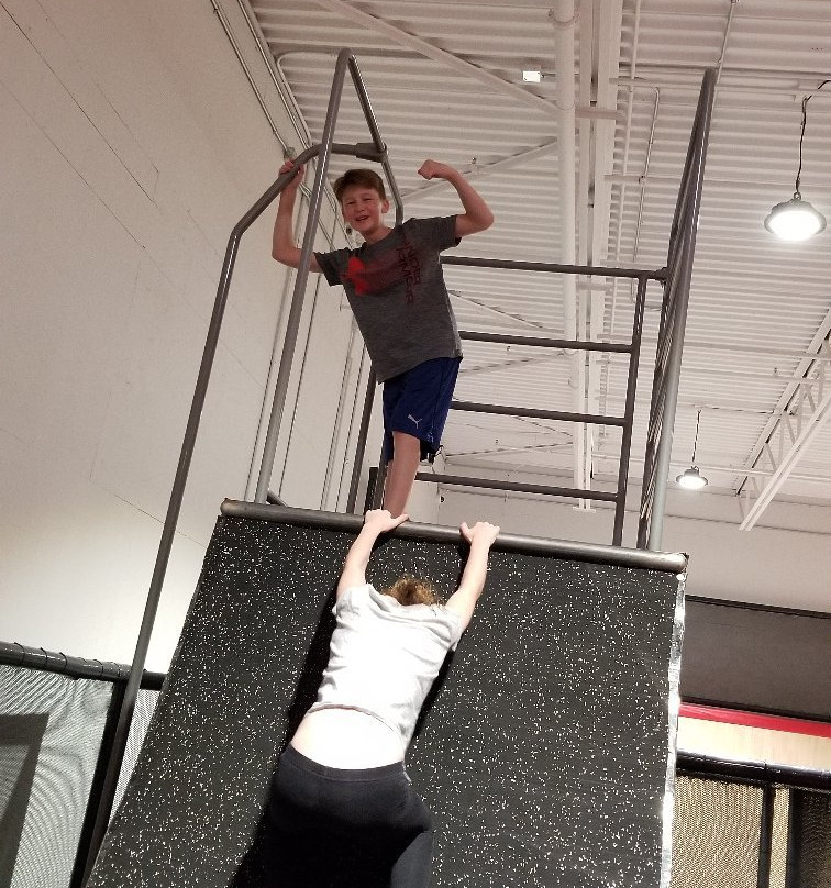 Off The Wallz-萨默赛德必去景点