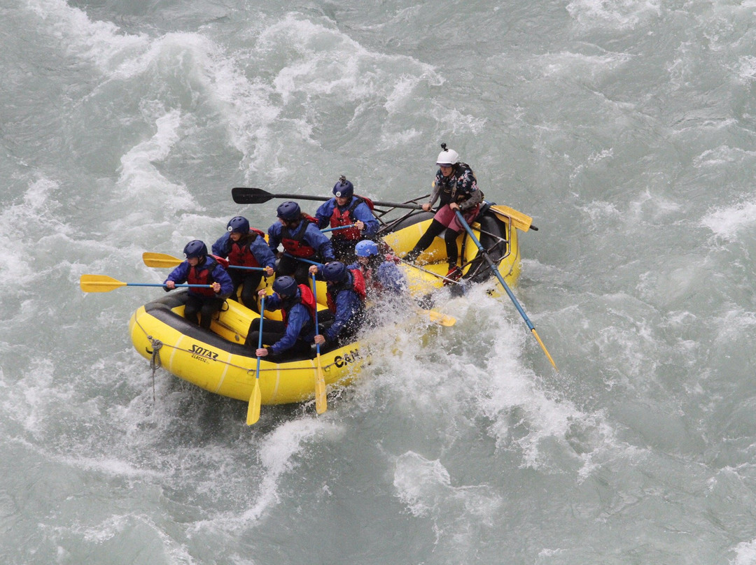 Canadian Outback Rafting景点图片