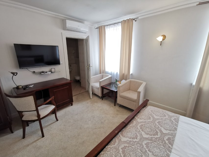 Koloseum Hotel主图