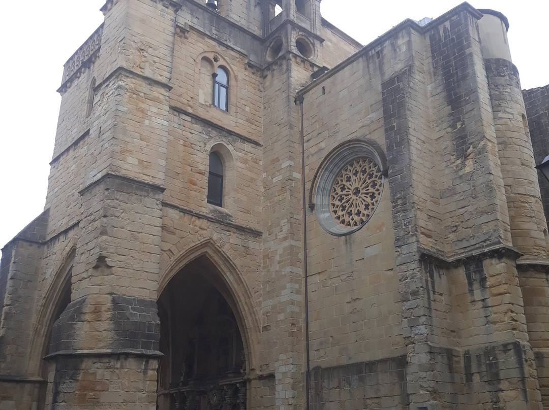 Iglesia de San Vicente景点图片