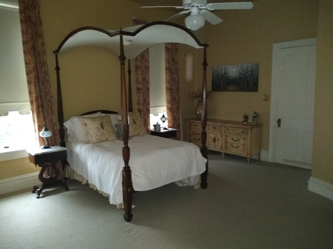 Ferriday酒店住宿-The Pillars in Natchez Bed and Breakfast